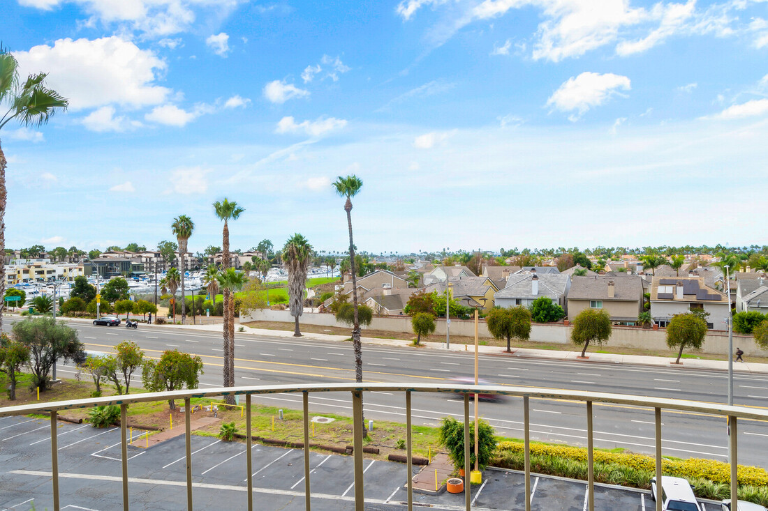 guest room with marina view at our Long Beach hotel
